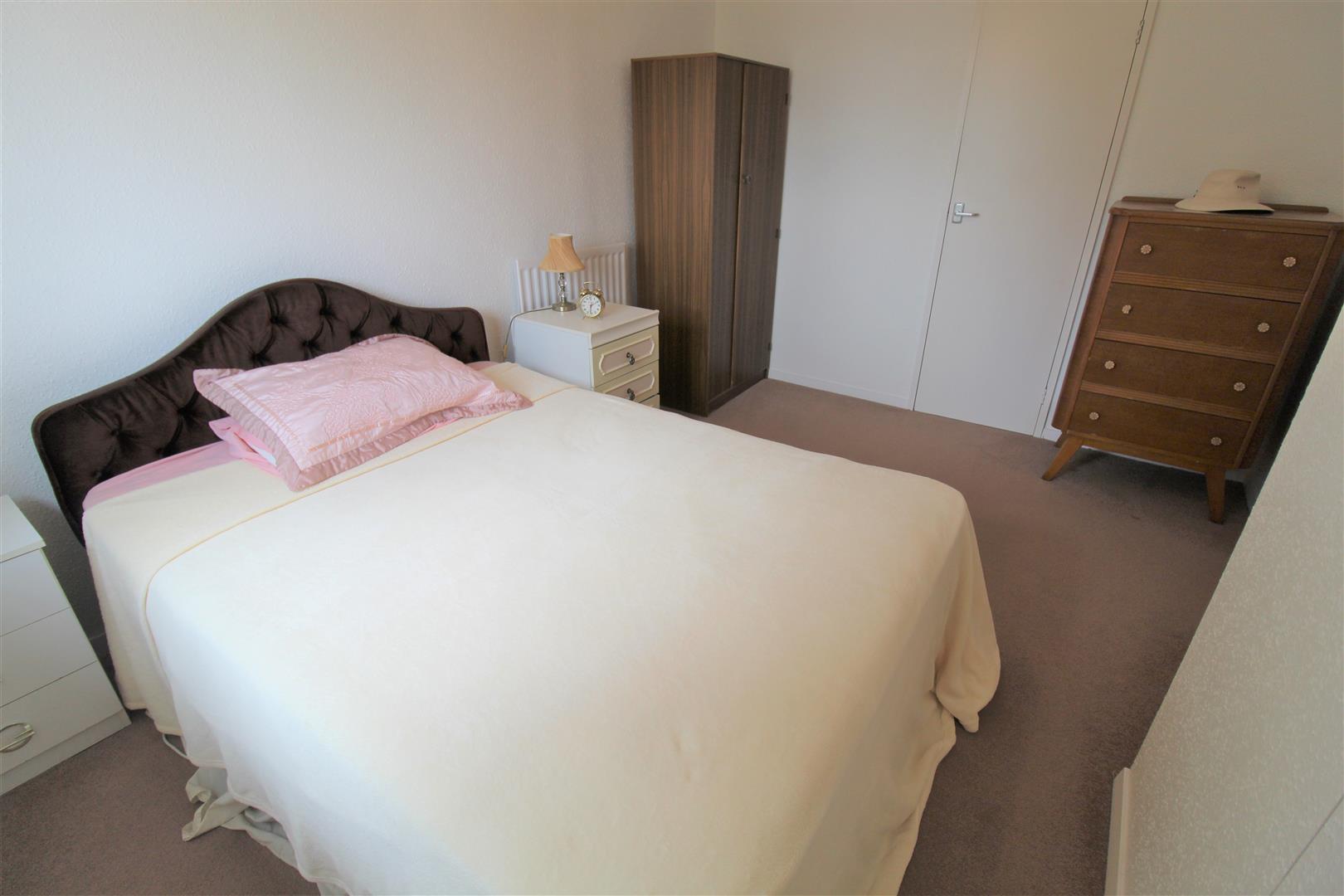 Norton Drive, Smallthorne, Stoke-On-Trent